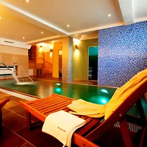 4* Hotell Relax